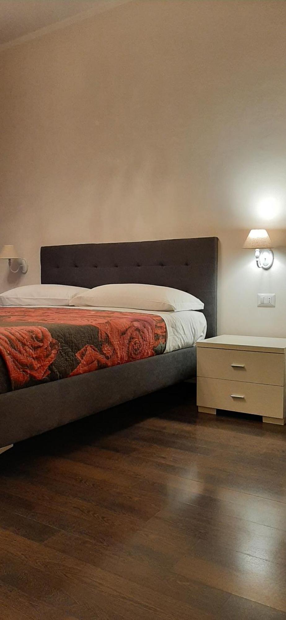 Alecatia 2 Apartment Rom
